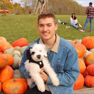 Meet your Posher, Ethan